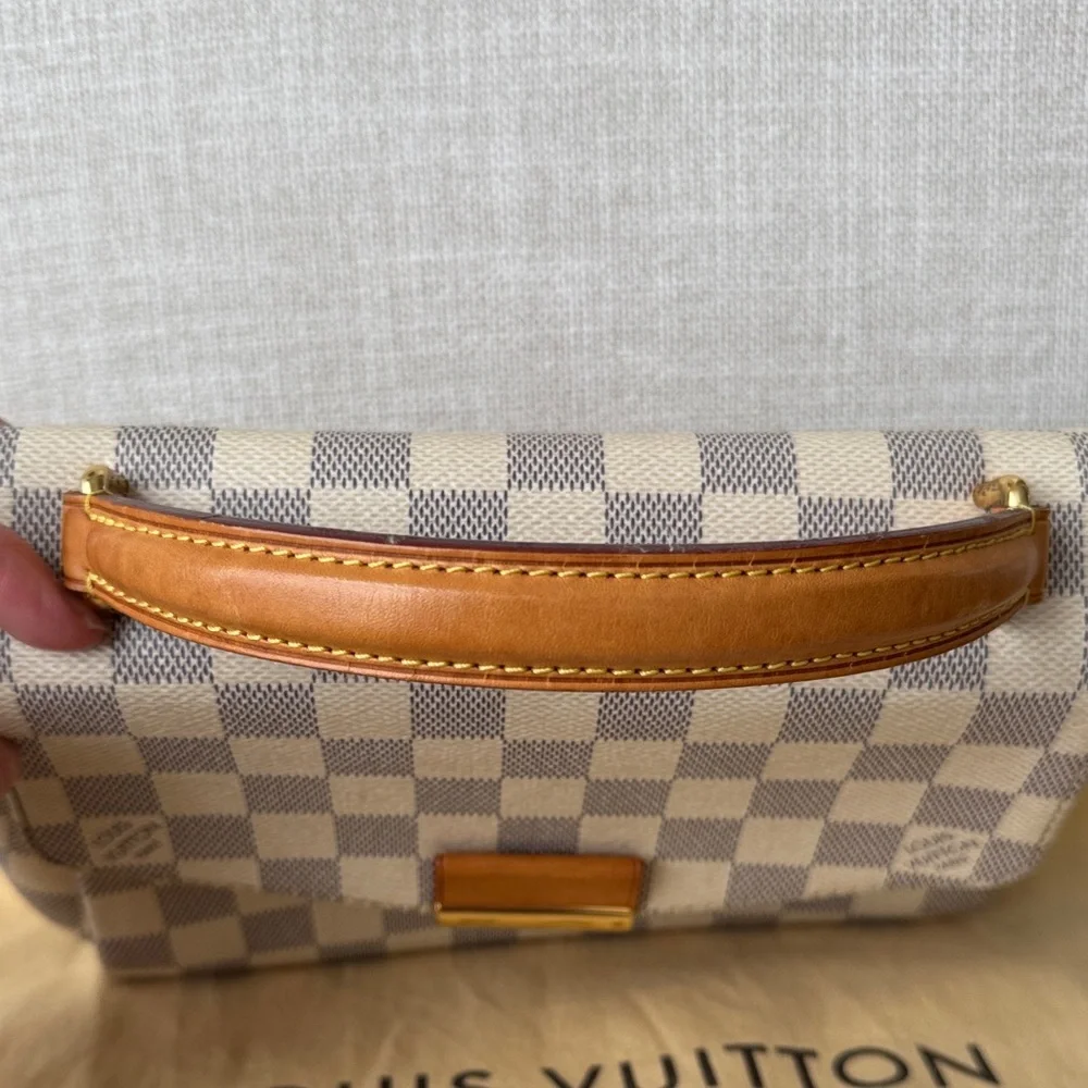 Louis Vuitton Damier Azur Croisette *Firm Price* - Picture 3 of 15